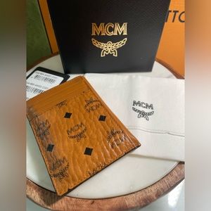 MCM Card Case in Visetos Original - NIB - Full Set | Giftable Condition